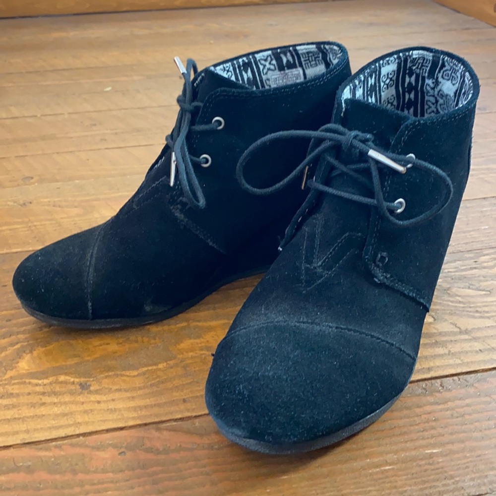 Tom wedges